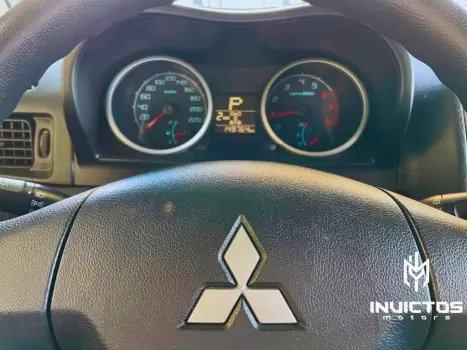 MITSUBISHI Pajero TR4 2.0 16V 4P 4X4 FLEX AUTOM�TICO, Foto 11