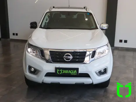 NISSAN Frontier 2.3 16V LE 4X4 CABINE DUPLA BI-TURBO DIESEL AUTOM�TICO, Foto 2