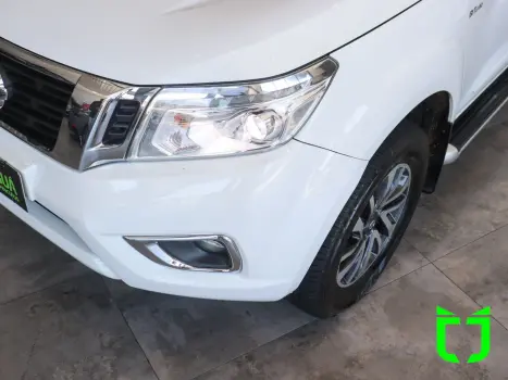 NISSAN Frontier 2.3 16V LE 4X4 CABINE DUPLA BI-TURBO DIESEL AUTOM�TICO, Foto 7