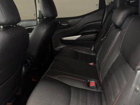 NISSAN Frontier 2.3 ATTACK CABINE DUPLA 4X4 BI-TURBO DIESEL AUTOM�TICO, Foto 15