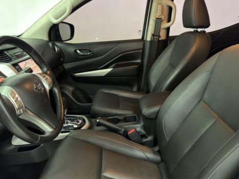 NISSAN Frontier 2.3 16V XE 4X4 CABINE DUPLA BI-TURBO DIESEL AUTOM�TICO, Foto 5