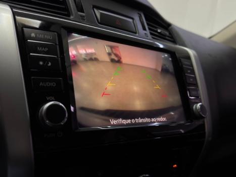 NISSAN Frontier 2.3 16V XE 4X4 CABINE DUPLA BI-TURBO DIESEL AUTOM�TICO, Foto 11