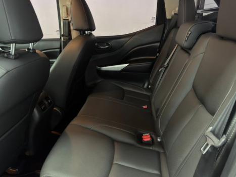 NISSAN Frontier 2.3 16V XE 4X4 CABINE DUPLA BI-TURBO DIESEL AUTOM�TICO, Foto 17