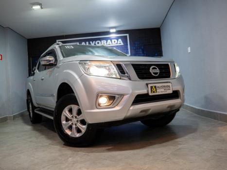 NISSAN Frontier 2.3 16V LE 4X4 CABINE DUPLA BI-TURBO DIESEL AUTOM�TICO, Foto 3