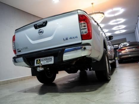 NISSAN Frontier 2.3 16V LE 4X4 CABINE DUPLA BI-TURBO DIESEL AUTOM�TICO, Foto 14