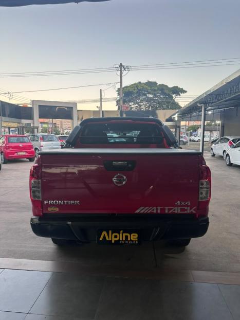 NISSAN Frontier 2.3 ATTACK CABINE DUPLA 4X4 BI-TURBO DIESEL AUTOM�TICO, Foto 5