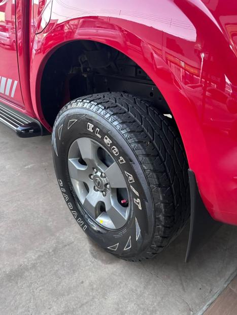 NISSAN Frontier 2.3 ATTACK CABINE DUPLA 4X4 BI-TURBO DIESEL AUTOM�TICO, Foto 14