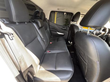 NISSAN Frontier 2.3 ATTACK CABINE DUPLA 4X4 BI-TURBO DIESEL AUTOM�TICO, Foto 16
