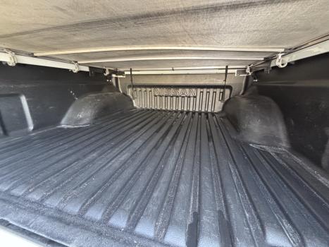 NISSAN Frontier 2.3 ATTACK CABINE DUPLA 4X4 BI-TURBO DIESEL AUTOM�TICO, Foto 5