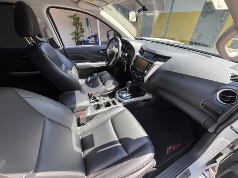 NISSAN Frontier 2.3 ATTACK CABINE DUPLA 4X4 BI-TURBO DIESEL AUTOM�TICO, Foto 17