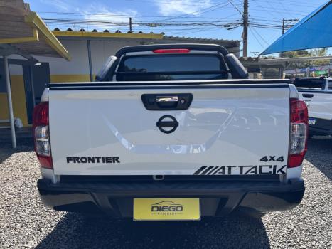 NISSAN Frontier 2.3 ATTACK CABINE DUPLA 4X4 BI-TURBO DIESEL AUTOM�TICO, Foto 4