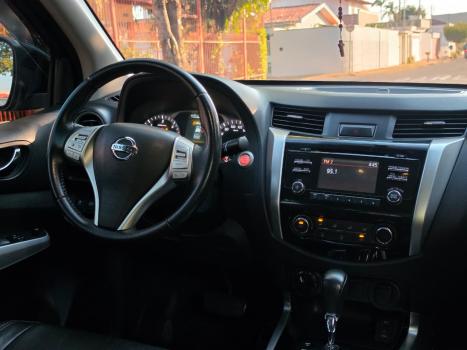 NISSAN Frontier 2.3 16V SE 4X4 CABINE DUPLA BI-TURBO DIESEL AUTOM�TICO, Foto 5