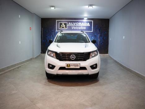 NISSAN Frontier 2.3 ATTACK CABINE DUPLA 4X4 BI-TURBO DIESEL AUTOMÁTICO, Foto 3