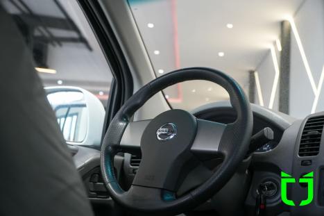 NISSAN Frontier 2.5 XE TURBO DIESEL CABINE DUPLA, Foto 13
