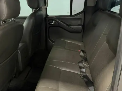 NISSAN Frontier 2.5 SL 4X4 TURBO DIESEL CABINE DUPLA AUTOM�TICO, Foto 14