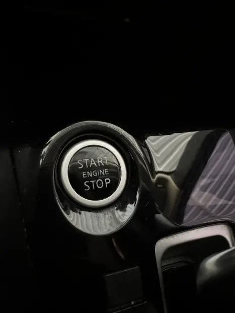 NISSAN Kicks 1.6 16V 4P FLEX SV X-TRONIC AUTOMÁTICO CVT, Foto 2 NISSAN Kicks 1.6 16V 4P FLEX SV X-TRONIC AUTOMÁTICO CVT, Foto 2