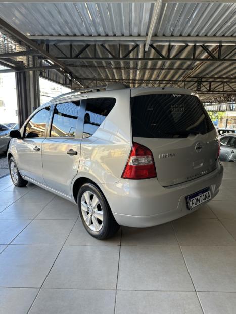 NISSAN Livina 1.6 16V FLEX NIGHT&DAY, Foto 4 NISSAN Livina 1.6 16V FLEX NIGHT&DAY, Foto 4