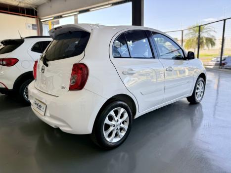NISSAN March 1.0 12V 4P SV FLEX, Foto 3
