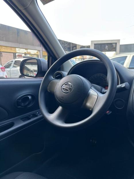 NISSAN March 1.0 16V 4P S FLEX, Foto 8