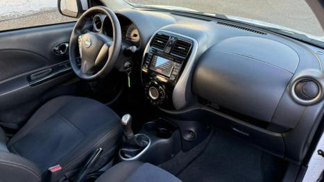 NISSAN March 1.6 16V 4P SL FLEX, Foto 9 NISSAN March 1.6 16V 4P SL FLEX, Foto 9