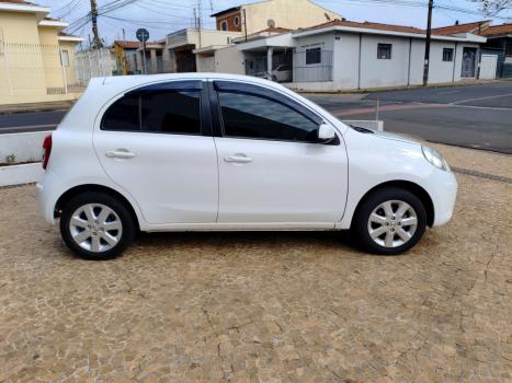 NISSAN March 1.6 16V 4P SV FLEX, Foto 4