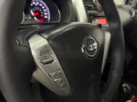 NISSAN Versa Sedan 1.6 16V 4P FLEX SV, Foto 9