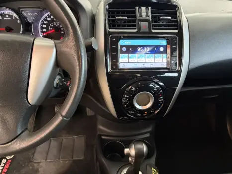 NISSAN Versa Sedan 1.6 16V 4P SL FLEX XTRONIC AUTOMÁTICO CVT, Foto 5