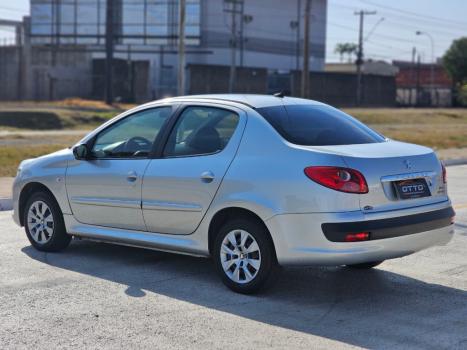 PEUGEOT 207 Sedan 1.4 4P PASSION XR FLEX, Foto 4