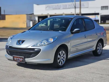 PEUGEOT 207 Sedan 1.4 4P PASSION SPORT XR FLEX, Foto 2