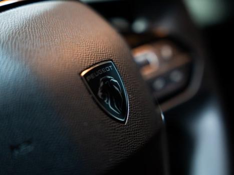 PEUGEOT 208 1.0 4P FLEX FIREFLY STYLE, Foto 8