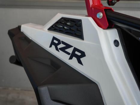 POLARIS RZR S 900 , Foto 4