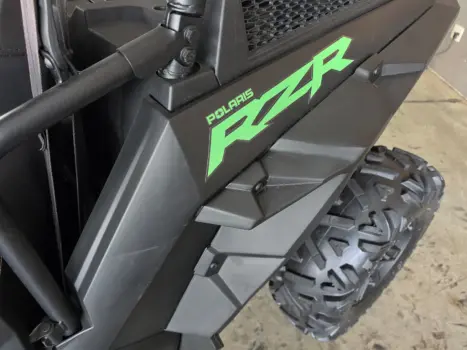 POLARIS RZR XP 1000 , Foto 4