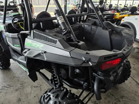 POLARIS RZR XP 1000 , Foto 11