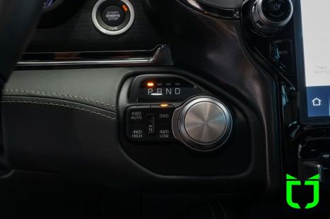 RAM 1500 5.7 V8 LIIMITED CABINE DUPLA 4X4 AUTOMTICO, Foto 16