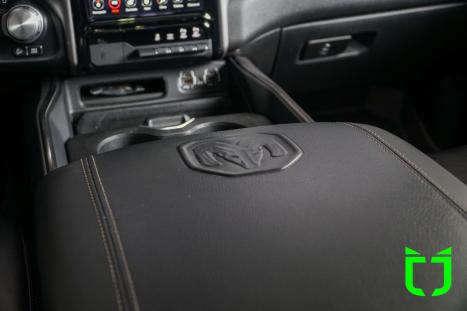 RAM 1500 5.7 V8 REBEL CABINE DUPLA 4X4 AUTOM�TICO, Foto 17