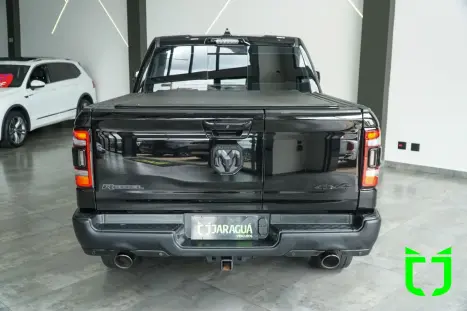 RAM 1500 5.7 V8 REBEL CABINE DUPLA 4X4 AUTOM�TICO, Foto 5