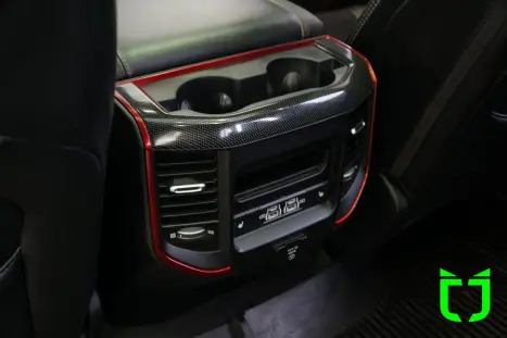 RAM 1500 5.7 V8 REBEL CABINE DUPLA 4X4 AUTOM�TICO, Foto 16