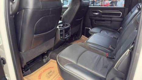 RAM 2500 6.7 I6 24V SLT CABINE DUPLA TURBO DIESEL LARAMIE 4X4 AUTOM�TICO, Foto 17