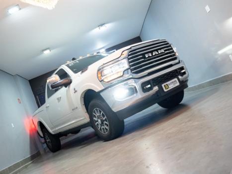 RAM 2500 6.7 I6 24V SLT CABINE DUPLA TURBO DIESEL LARAMIE 4X4 AUTOM�TICO, Foto 3