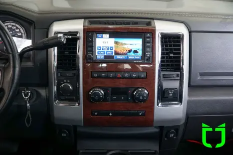 RAM 2500 6.7 I6 24V SLT CABINE DUPLA TURBO DIESEL LARAMIE 4X4 AUTOM�TICO, Foto 16