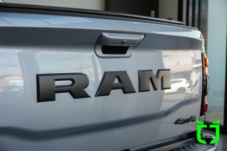 RAM 2500 6.7 I6 24V SLT CABINE DUPLA TURBO DIESEL NIGHT EDITION 4X4 AUTOMÁTICO, Foto 8