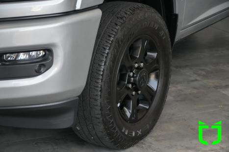 RAM 2500 6.7 I6 24V SLT CABINE DUPLA TURBO DIESEL NIGHT EDITION 4X4 AUTOMÁTICO, Foto 31