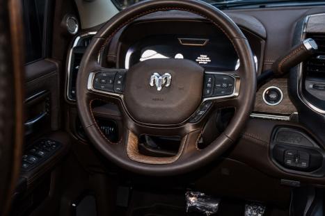 RAM 3500 6.7 I6 LIMITED LONG HORN CABINE DUPLA 4X4 TURBO DIESEL AUTOM�TICO, Foto 15