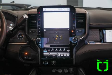 RAM 3500 6.7 I6 LIMITED LONG HORN CABINE DUPLA 4X4 TURBO DIESEL AUTOM�TICO, Foto 18