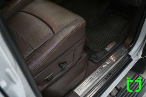RAM 3500 6.7 I6 LIMITED LONG HORN CABINE DUPLA 4X4 TURBO DIESEL AUTOM�TICO, Foto 24