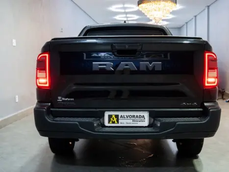 RAM Rampage 2.0 4P HURRICANE 4 TURBO LARAMIE 4X4 AUTOM�TICO, Foto 11