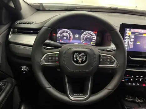 RAM Rampage 2.0 4P HURRICANE 4 TURBO LARAMIE 4X4 AUTOM�TICO, Foto 9