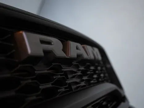 RAM Rampage 2.0 4P TURBO DIESEL REBEL 4X4 AUTOM�TICO, Foto 5