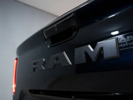 RAM Rampage 2.0 4P TURBO DIESEL REBEL 4X4 AUTOM�TICO, Foto 9