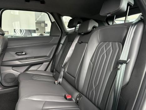 RENAULT Boreal 1.3 16V 4P TCE EVOLUTION TURBO EDC AUTOM�TICO, Foto 13